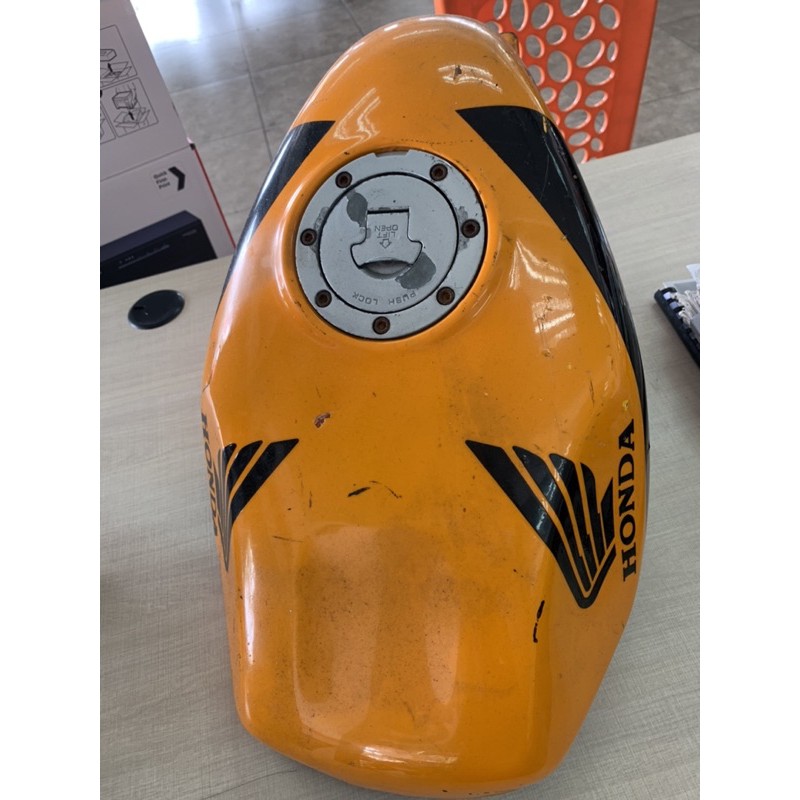 Used Honda Nsr150 Fuel Tank Shopee Singapore