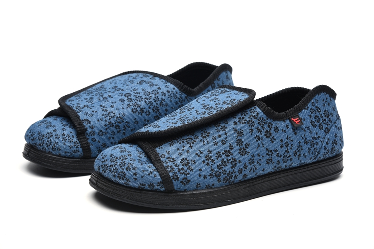 extra wide edema slippers