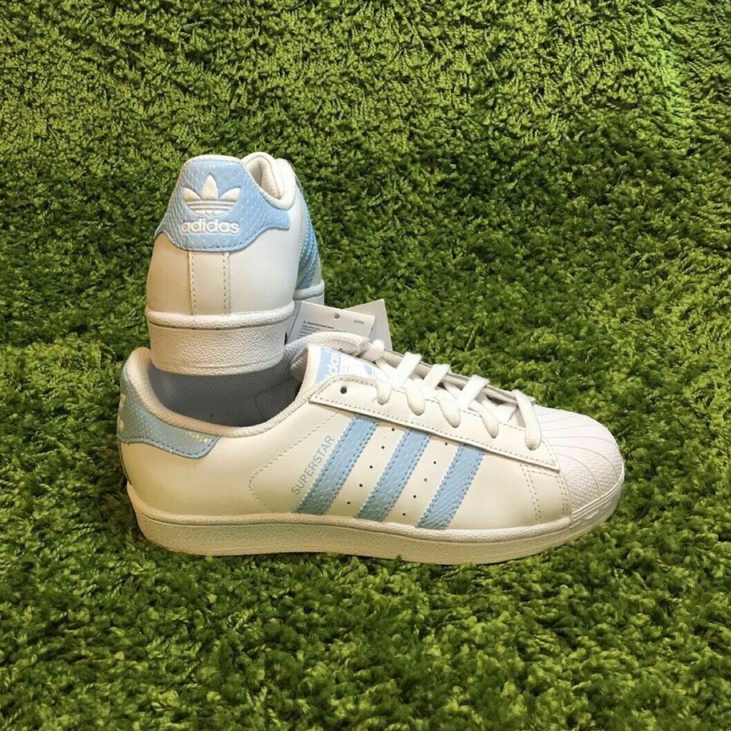 superstar baby blue