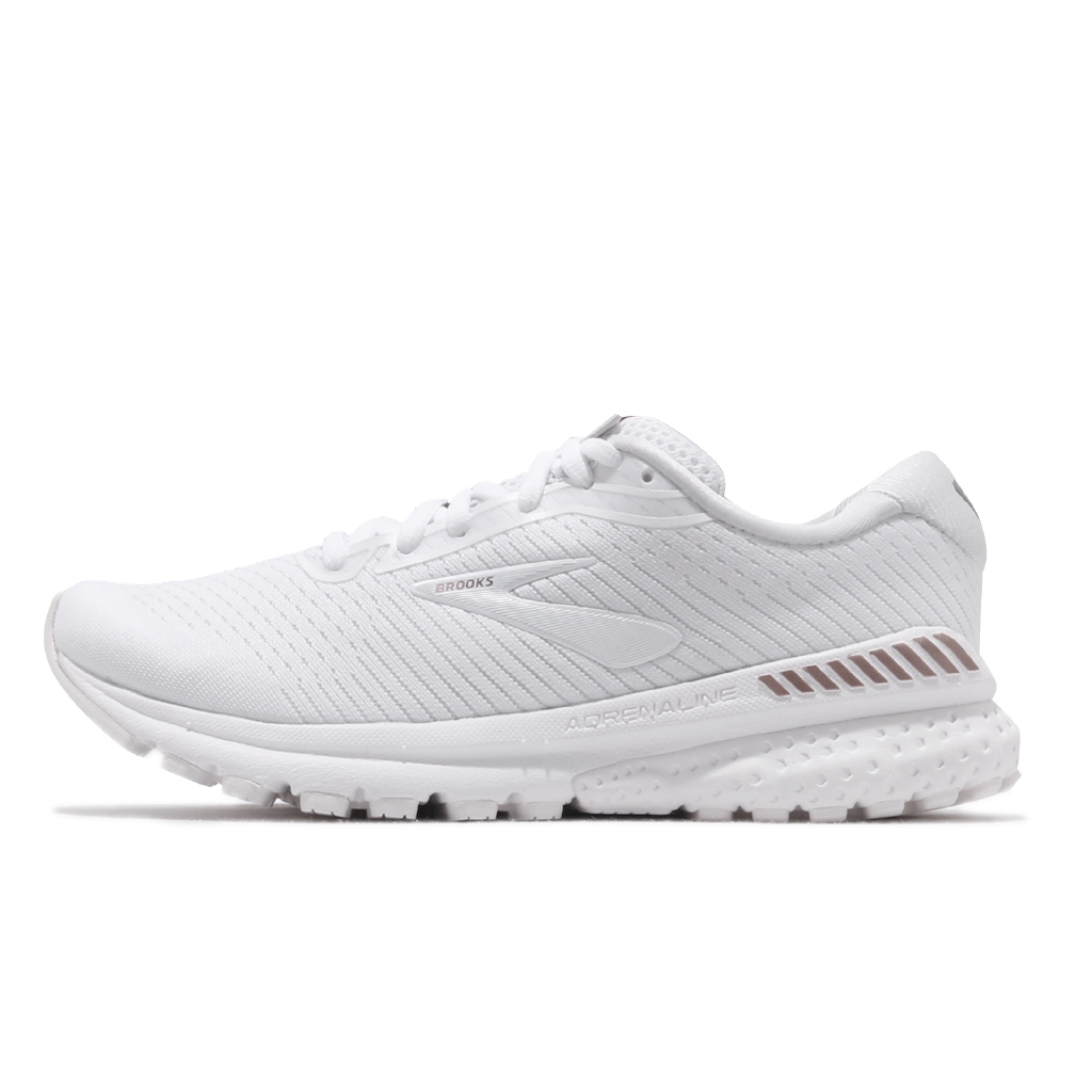 white brooks running shoes