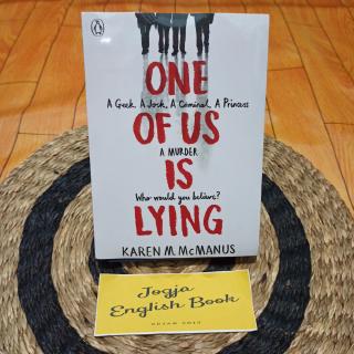 One of Us is Lying by Karen M. McManus in English Soft Cover A5 Paper Book for Fiction