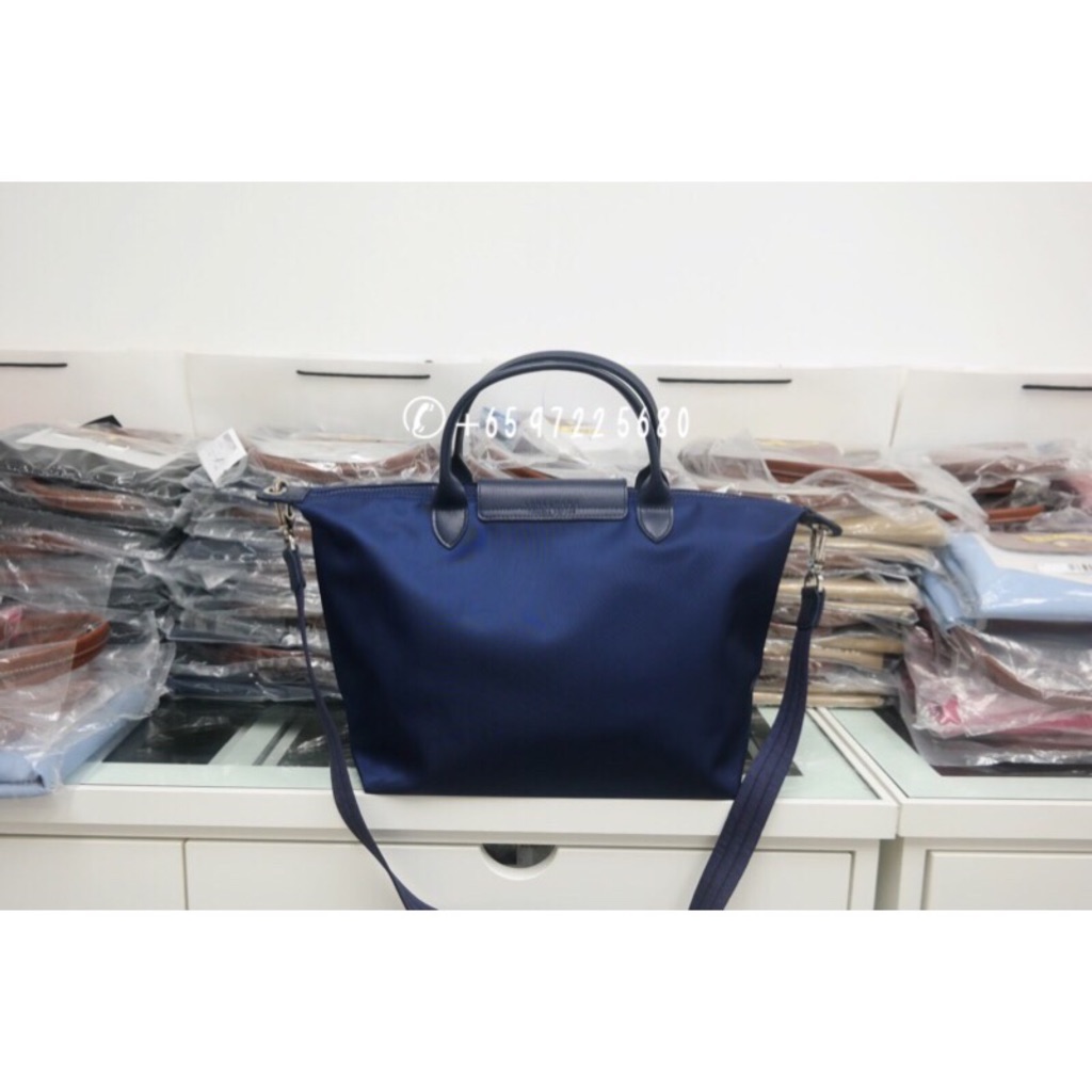 longchamp le pliage medium navy