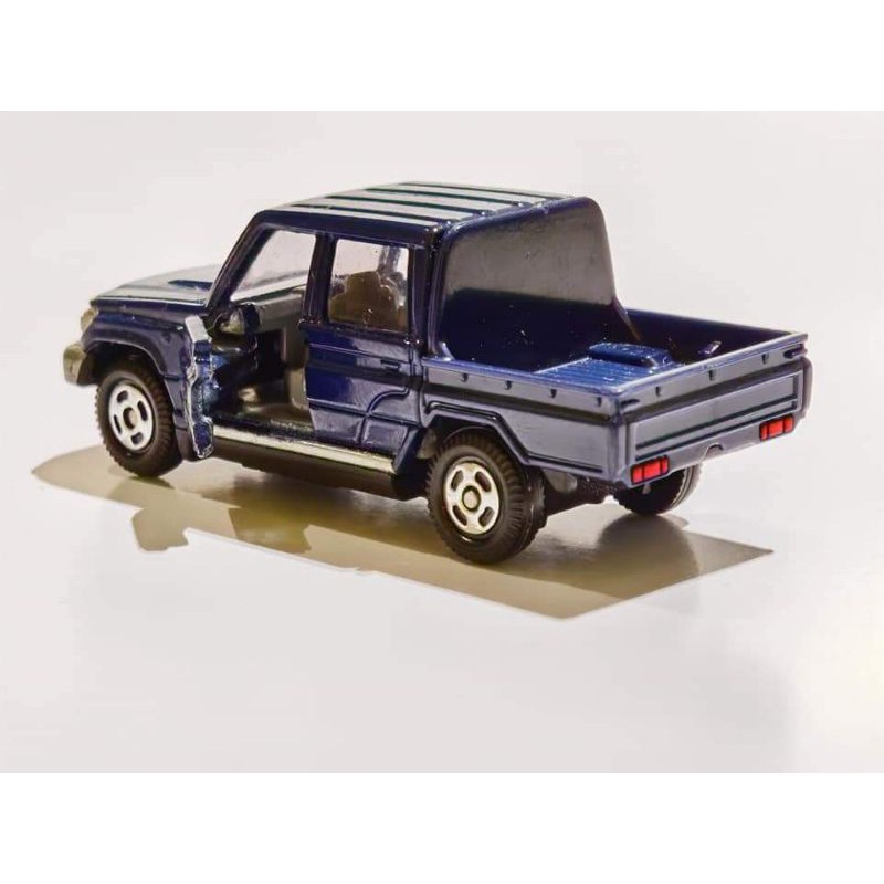 Tomica Toyota Land cruiser | Shopee Singapore