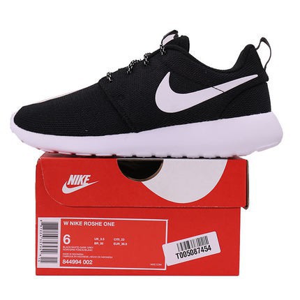 nike roshe on