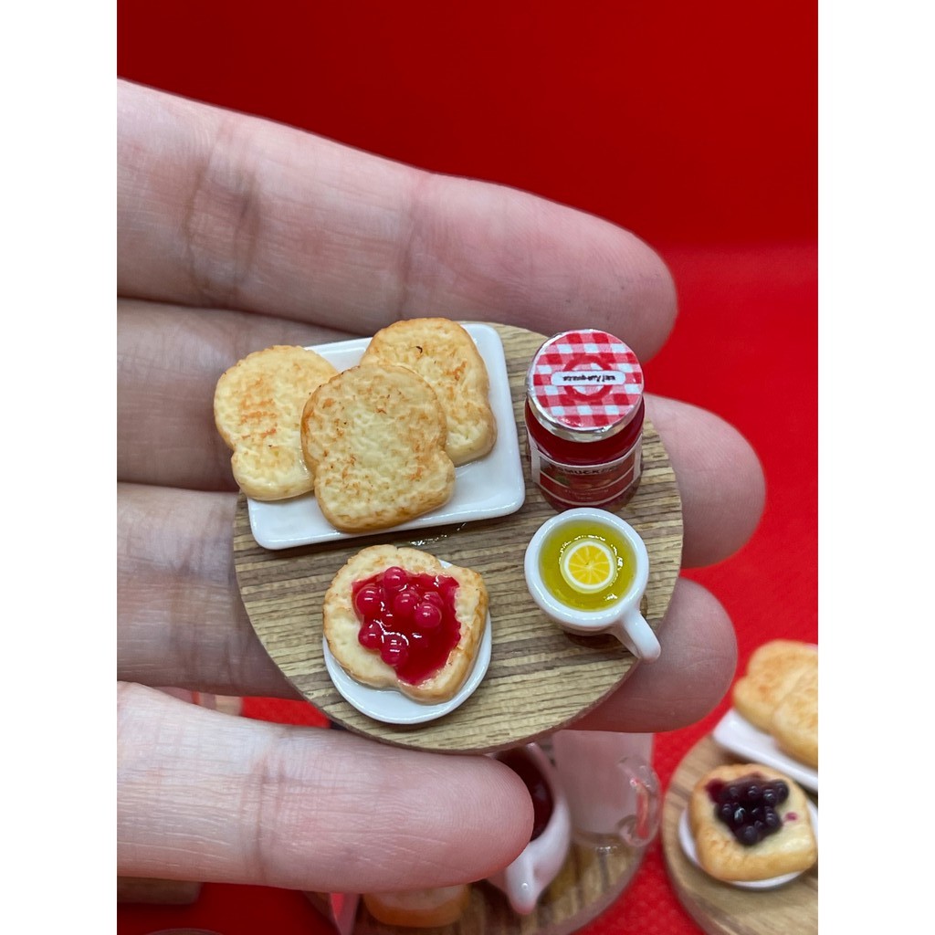 23 pcs/set  Bakery Bread on Ceramic Tray Dollhouse Miniatures Food 