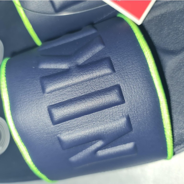 Nike Men's Offcourt Slide Slippers - BQ4639-403