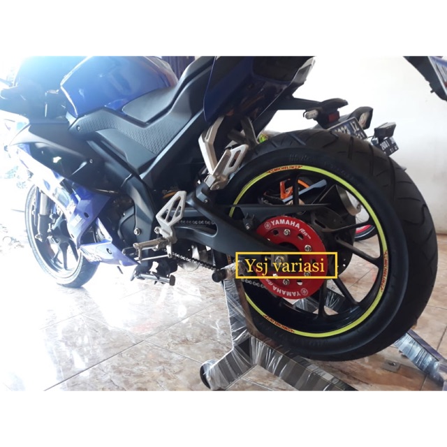 yamaha r15 v3 cover