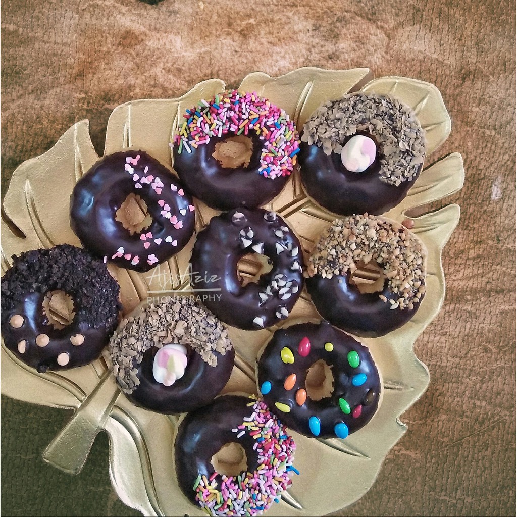 Chocolate Donuts 9pcs Mixes Topping Donut Coklat Topping Homemade Shopee Singapore