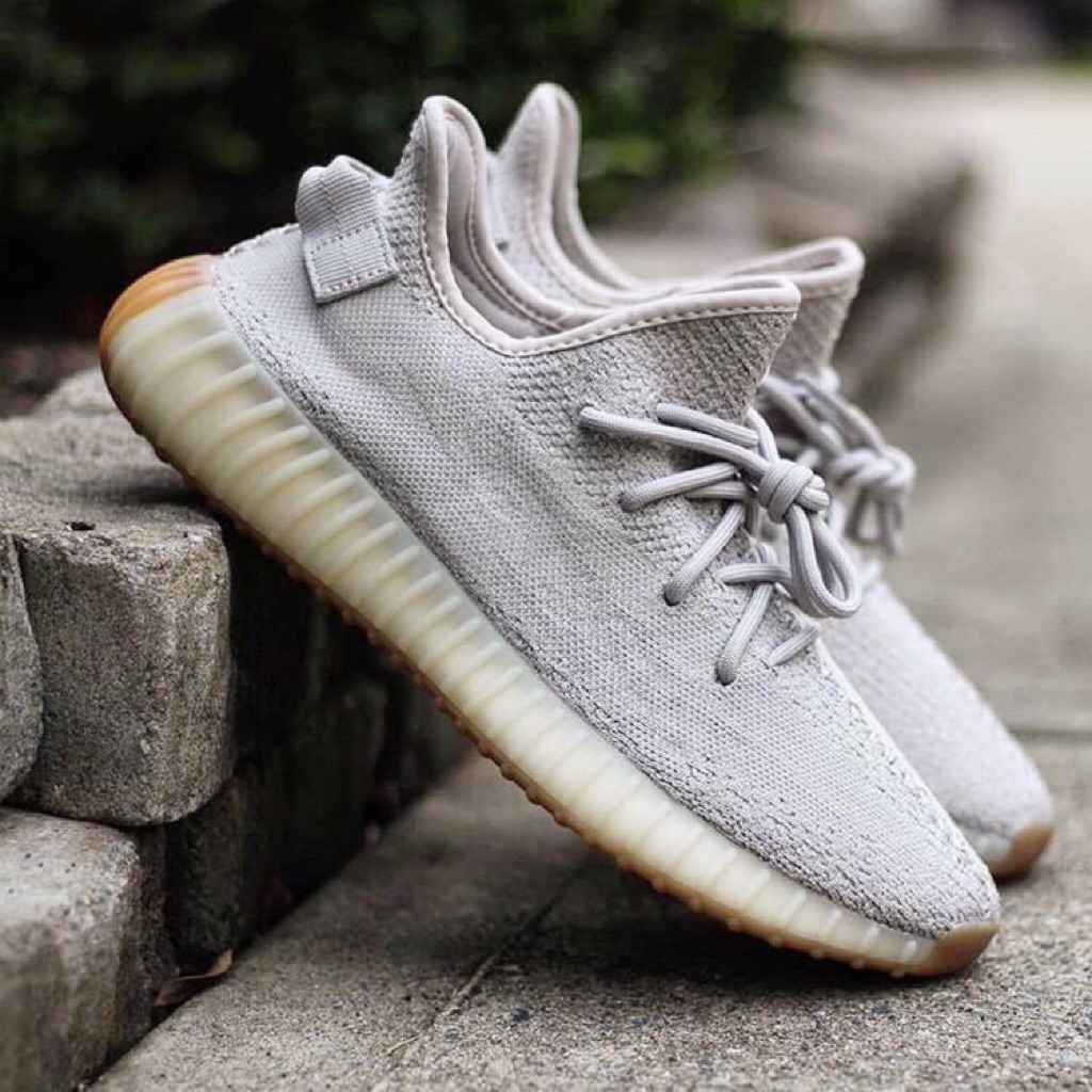 yeezy boost 350 V2 SESAME 23 NOVEMBER 2018 Vitkac
