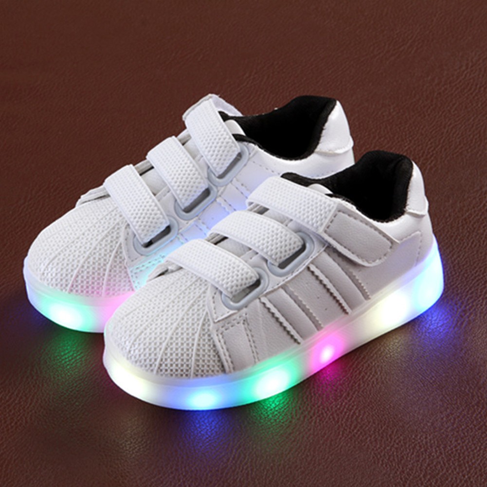 kids sport trainers