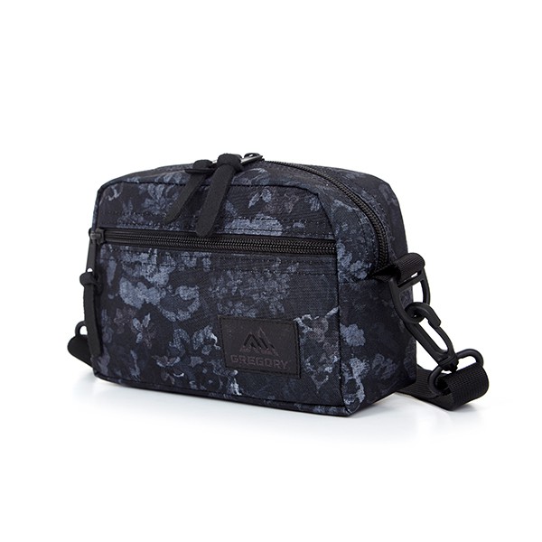gregory padded shoulder bag