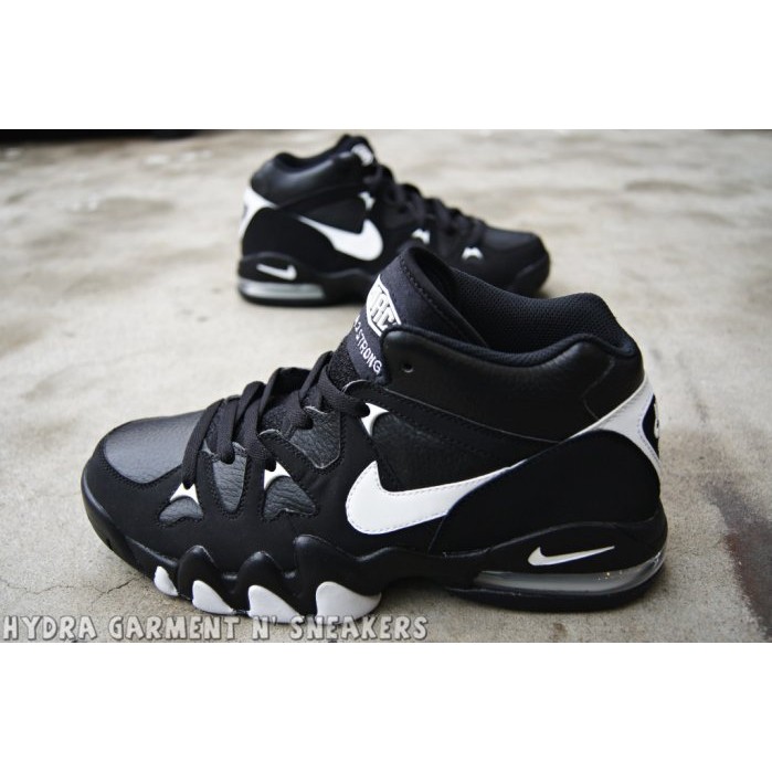 nike air strong 2