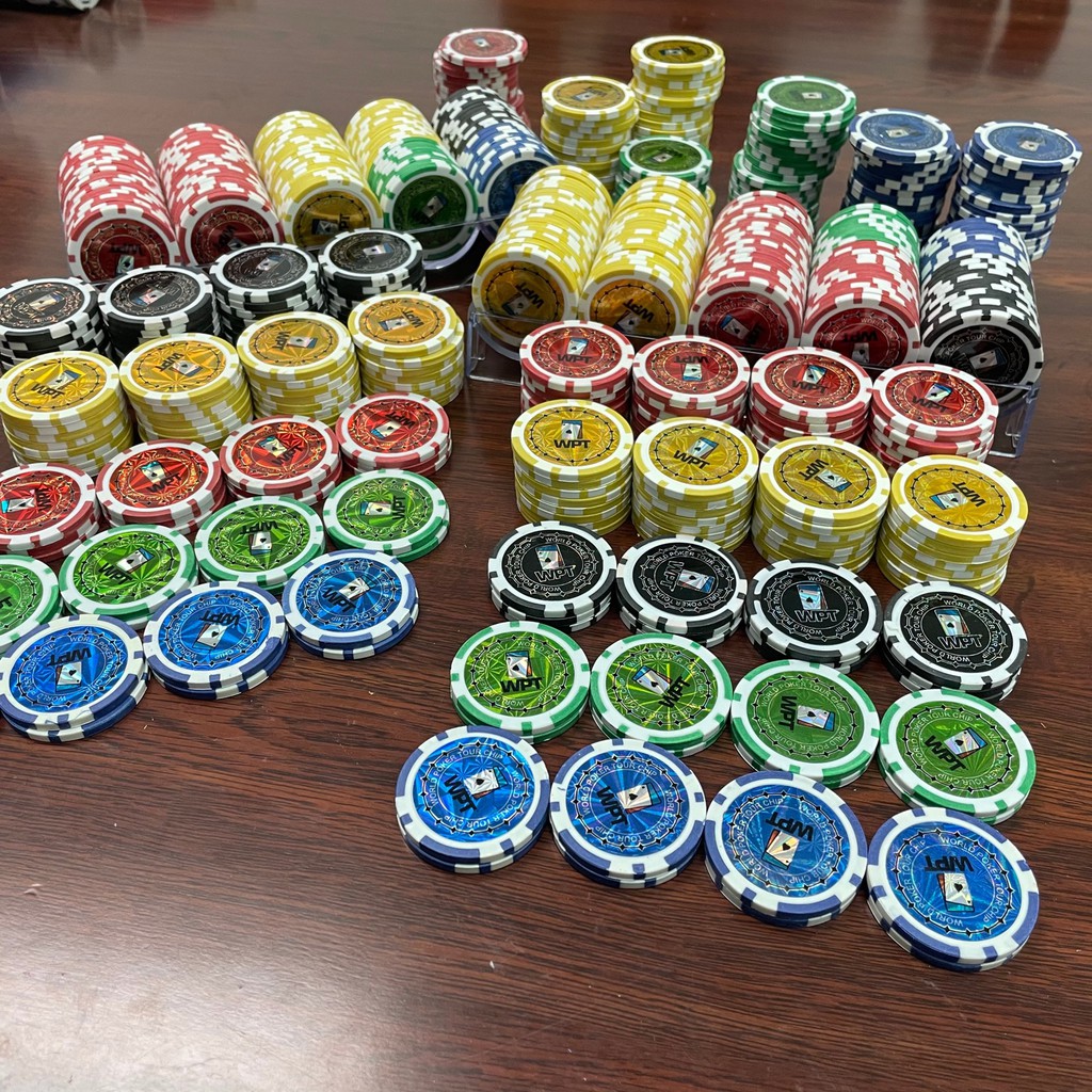 [CLEARANCE] 100 PCs Mahjong Chip Set (Random Set) Poker Chip Set WPT