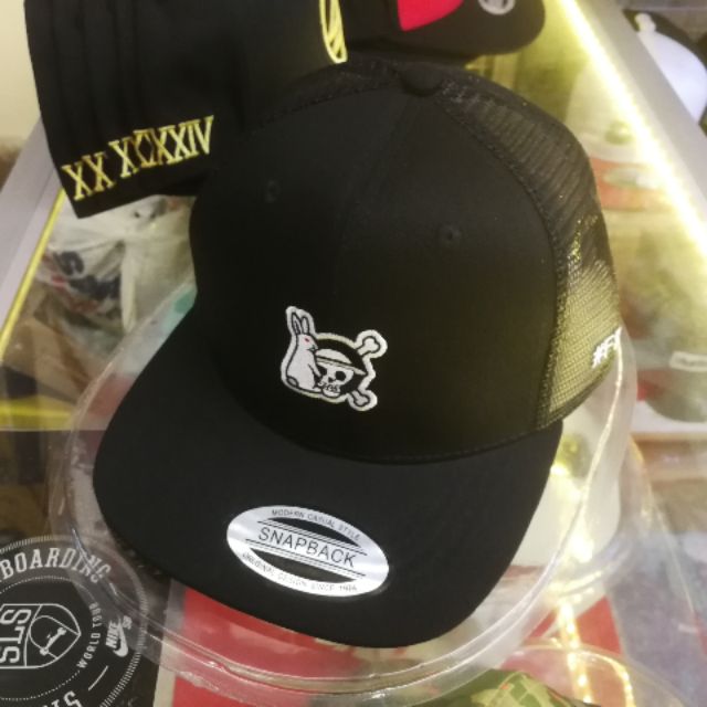 Fxxking Rabbits Fr2 X One Piece Trucker Snapback Cap Fr2 Shopee Singapore