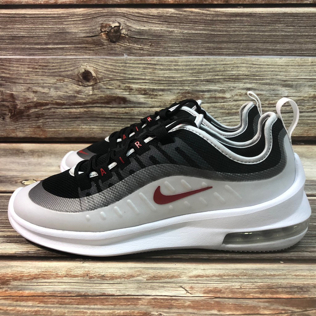 nike air max axis silver
