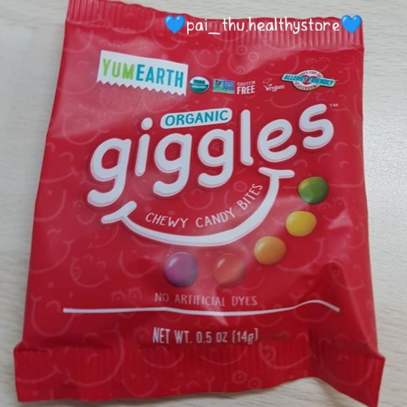 Yumearth Giggles Organic Chewy Candy Bites/ Sour Organic Candy Yum