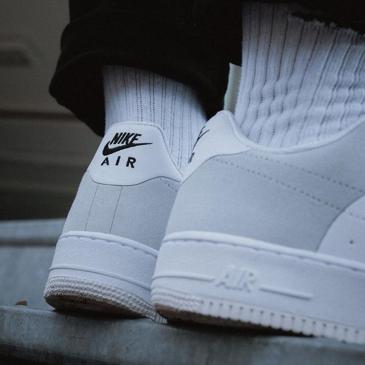 a cold wall air force 1 low on feet