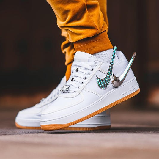 af1 x travis scott