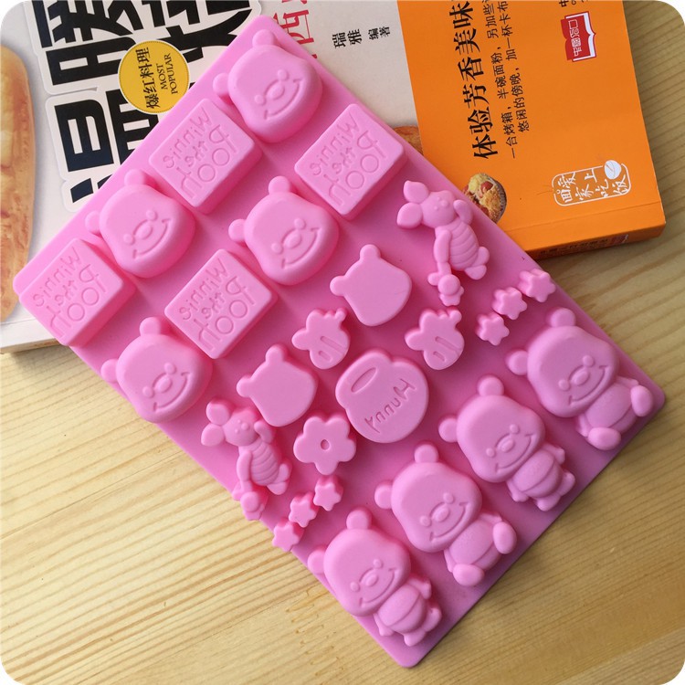PIAGO 1 Pcs 16 Cavity Winnie The Pooh Silicone Cake Baking Soap DIY Mould Ice Chocolate Molds 