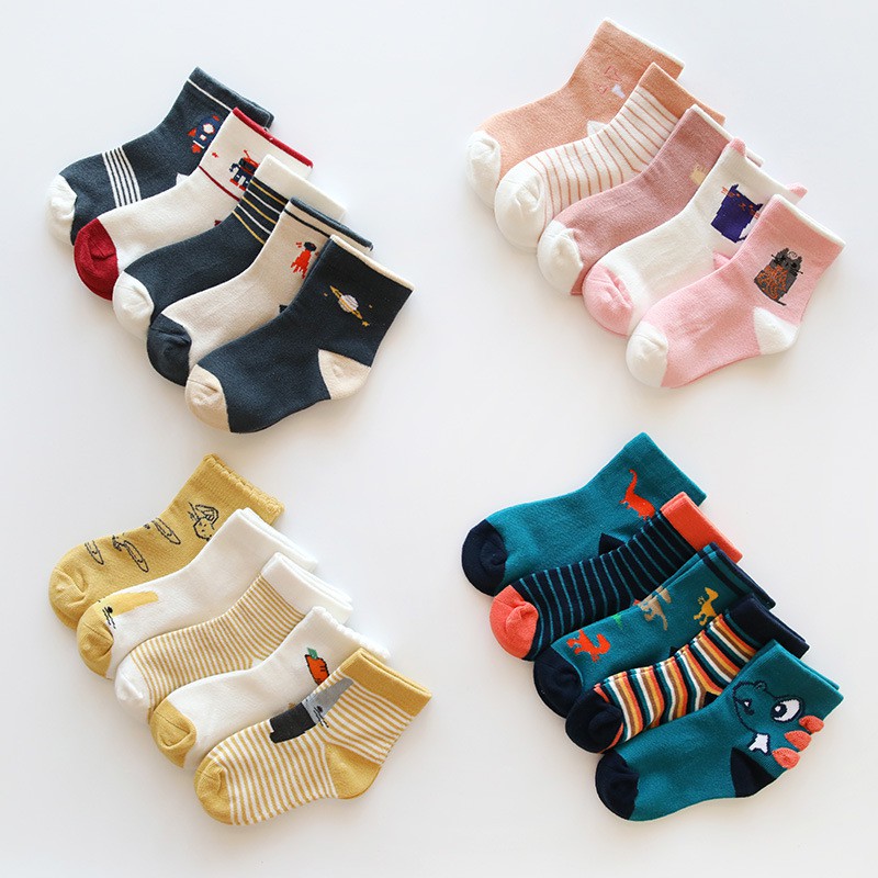 8 pairs of baby socks