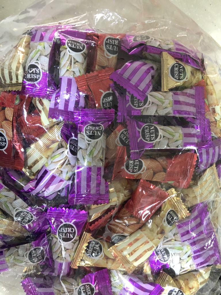 1kg Nuts Crisp Crispy Peanut / Mix Nut / Kacang Tumbuk / Nut Crisp Peanut Candy Shopee Singapore