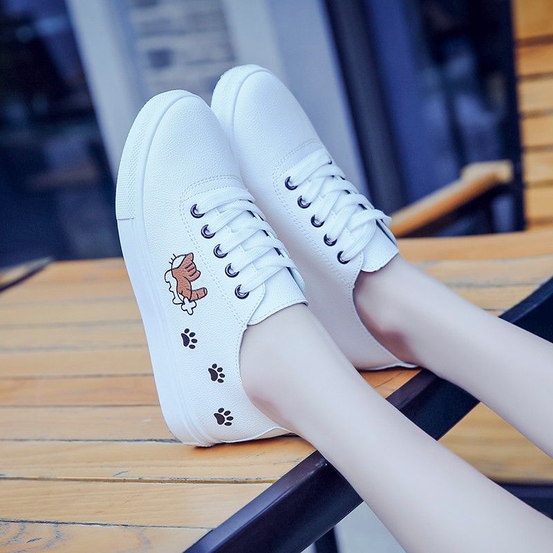 cute flat sneakers