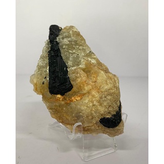 黑碧玺与水晶共生/Black Natural Tourmaline Mineral Stone/Black Tourmaline/Natural Crystals/原石/原矿