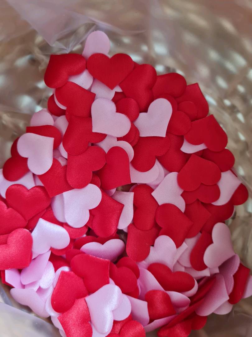 Details about   3D Flower Padded Fabric Love Heart Wedding Party Throwing Rose Petals 