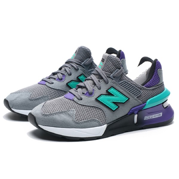 violet new balance