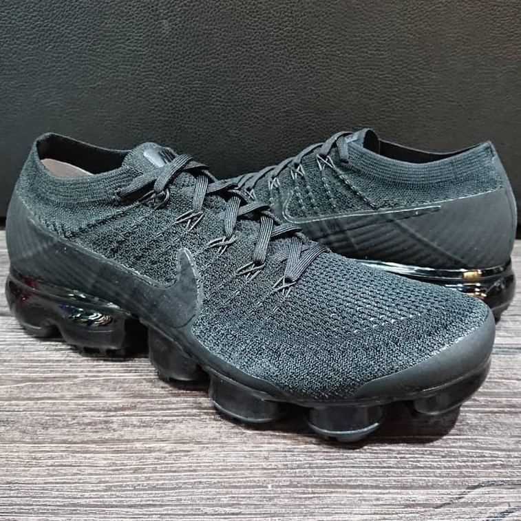 vapormax flyknit triple black 3.0