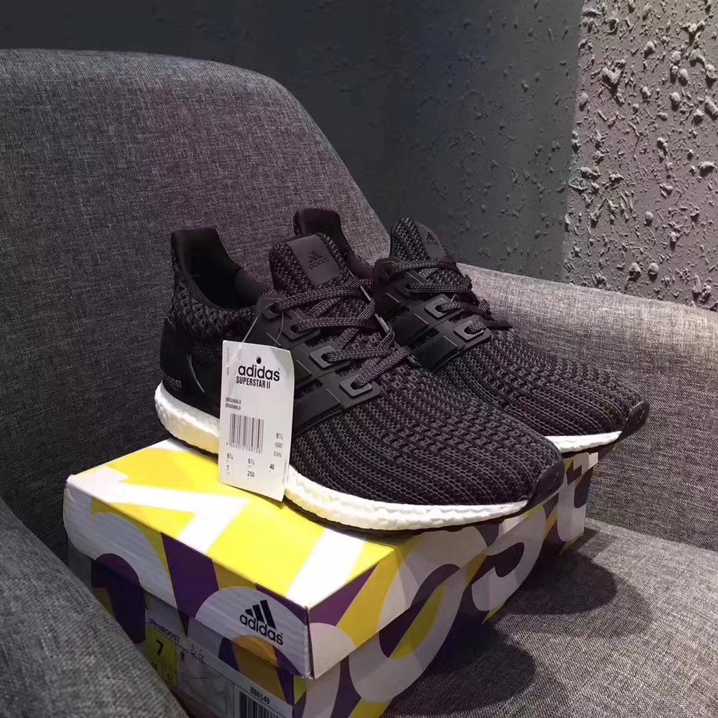 ub 4.0 black white