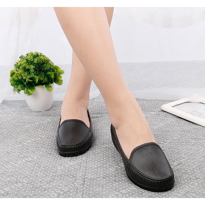 loafer rain shoes