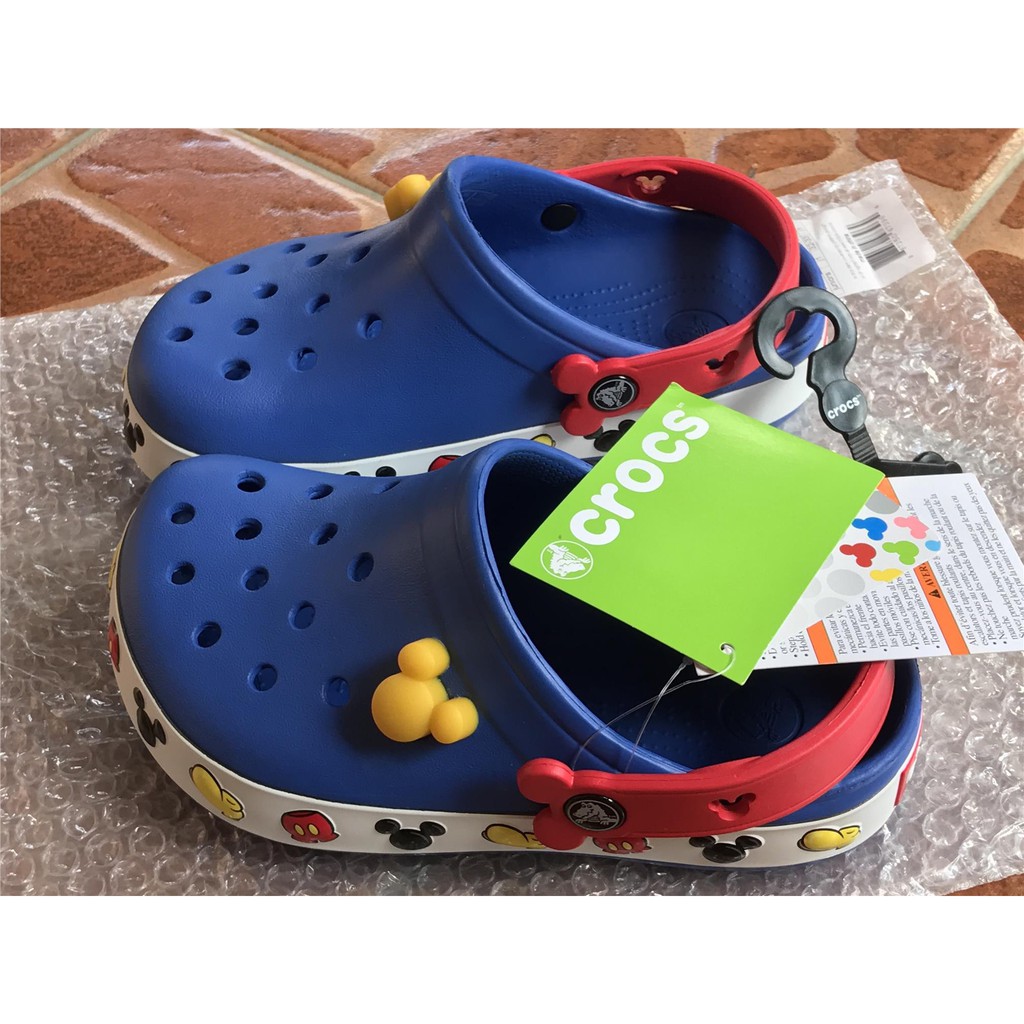 crocs mickey com led