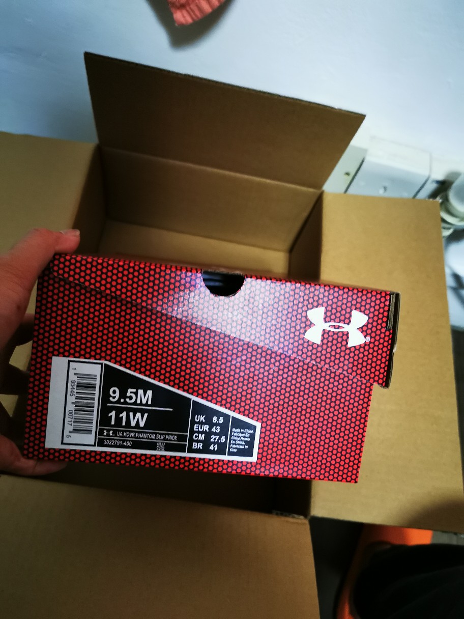 ua hovr phantom slip pride