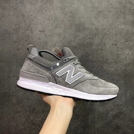 574s
