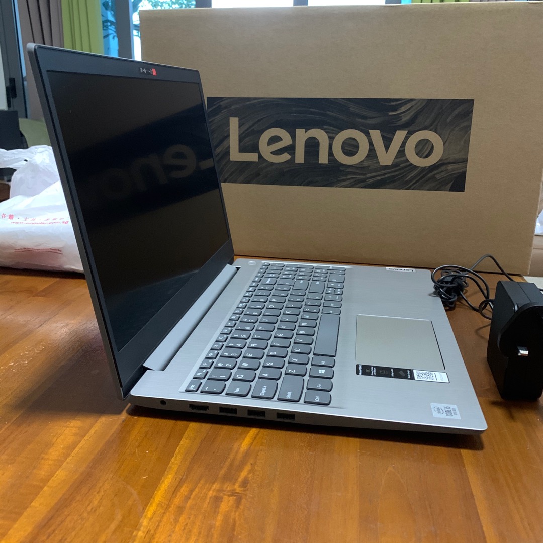 LENOVO LAPTOP WITH NUMBER PAD