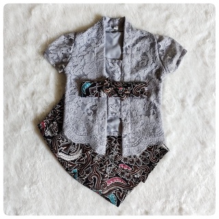 (Pay On The Place) Baby And Child kebaya Suit