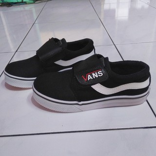 Black vans brand school children shoes  size 28 29 30 31 32 