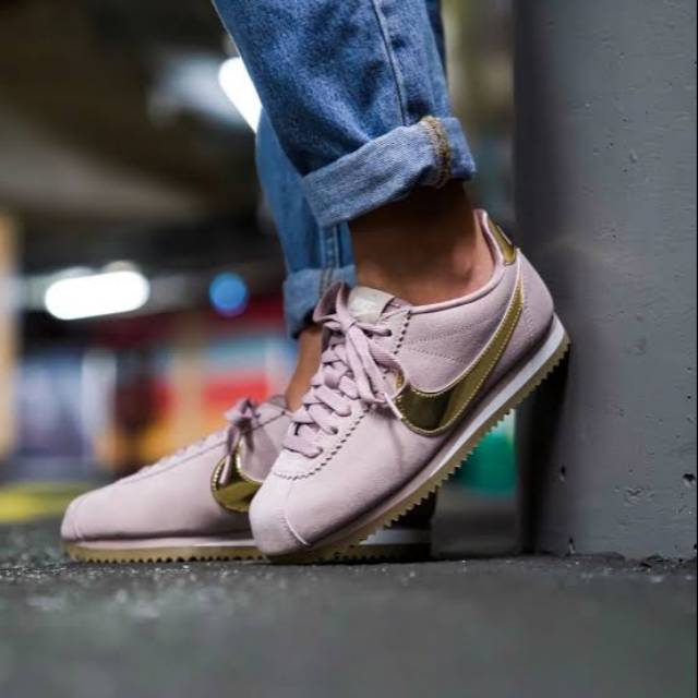 nike cortez diffused taupe