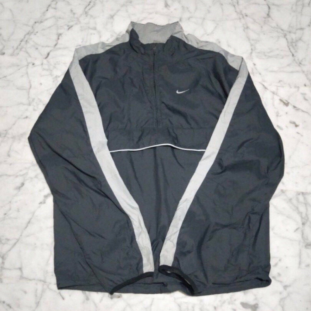 nike vintage windbreaker mens