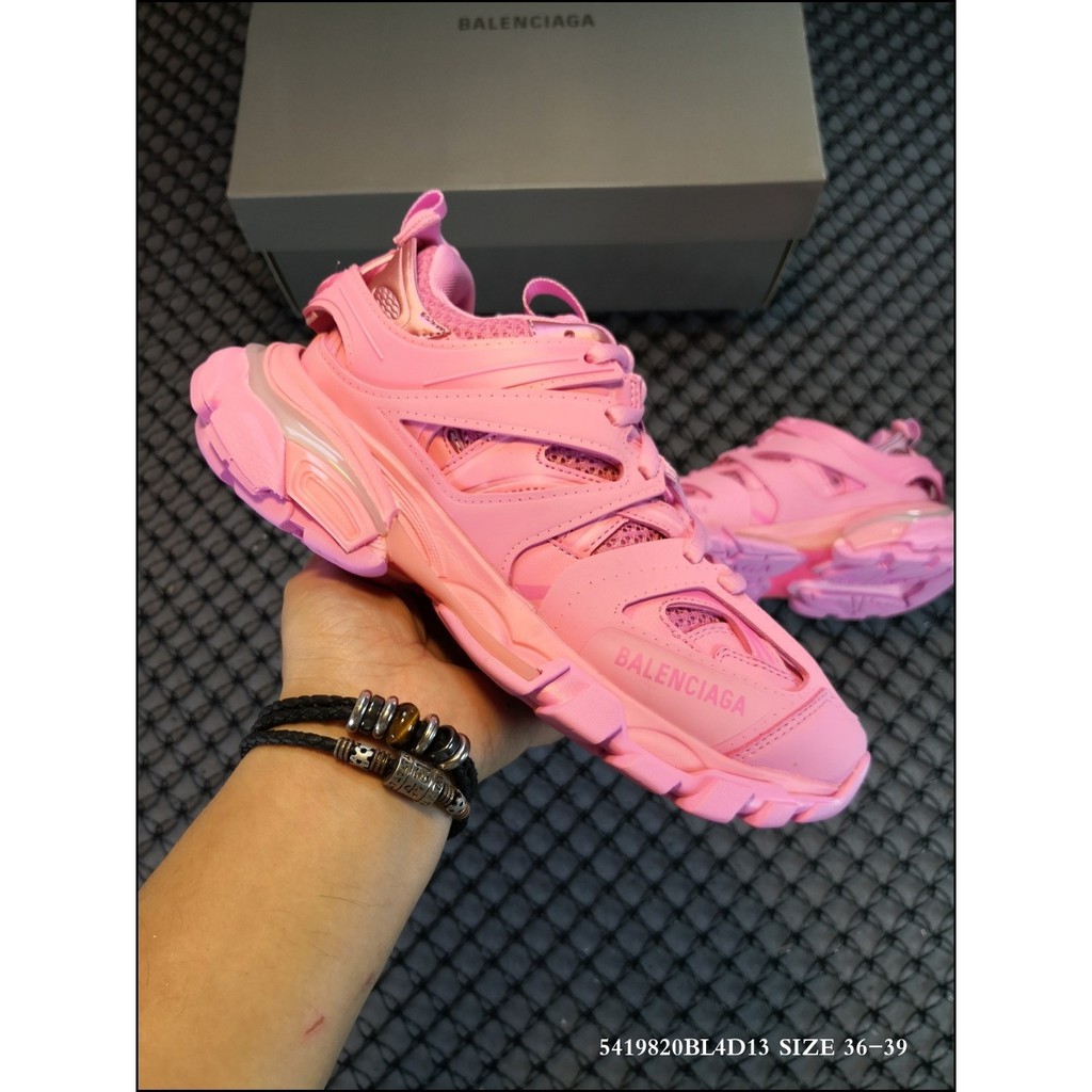 Balenciaga Track in 2019 Balenciaga shoes Chill outfits