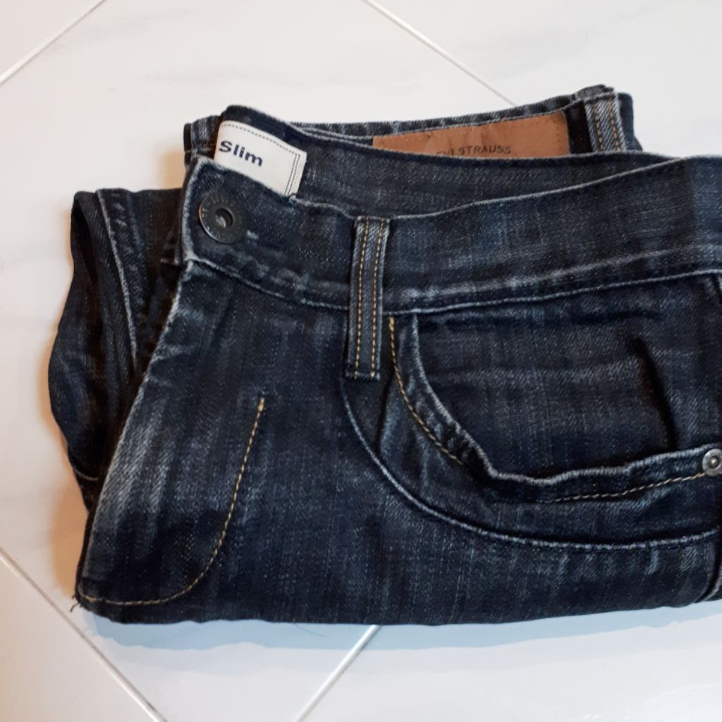 signature jeans by levi
