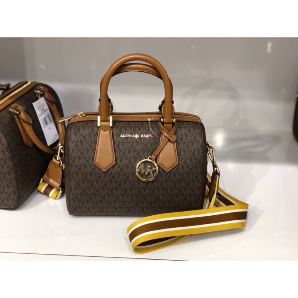 michael kors hayes duffle bag