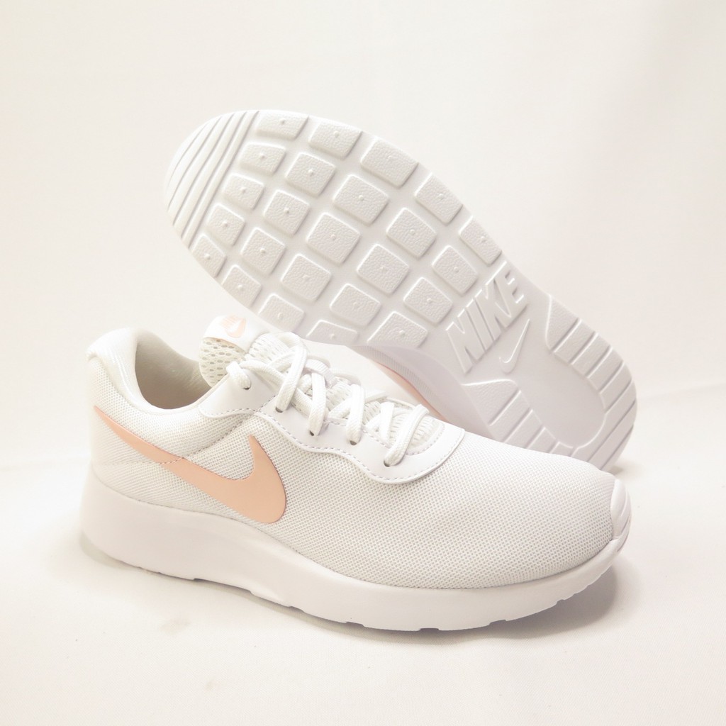 tanjun white nike