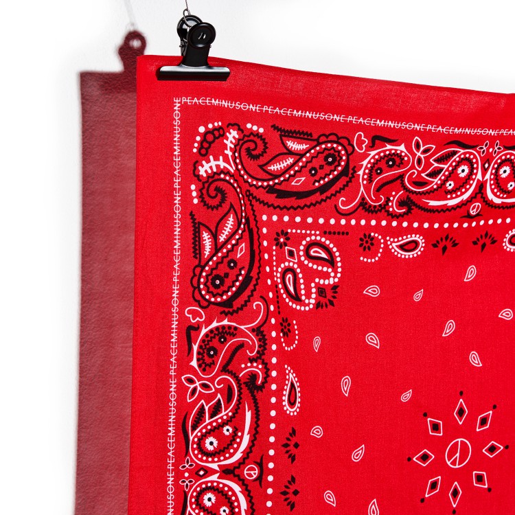 PEACEMINUSONE PMO BANDANA POUCH ポーチ レッド 人気の雑貨がズラリ ...