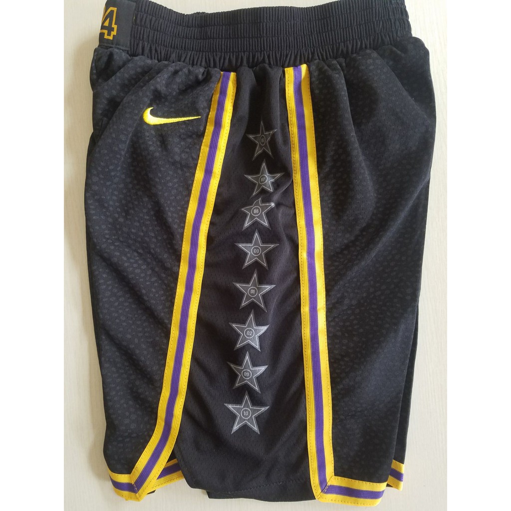 black lakers short