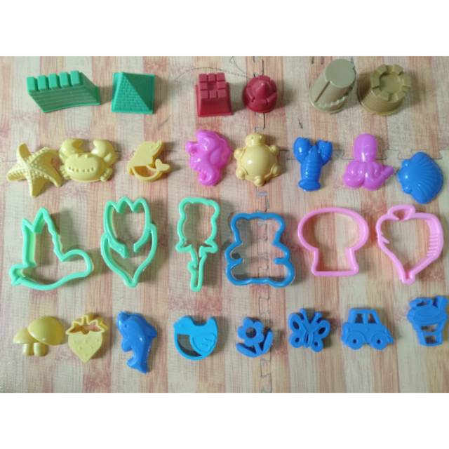 kinetic sand molds