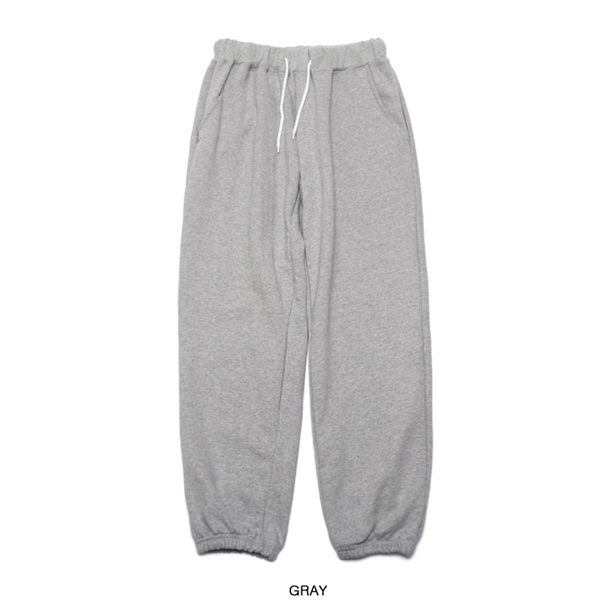 gray jogging pants