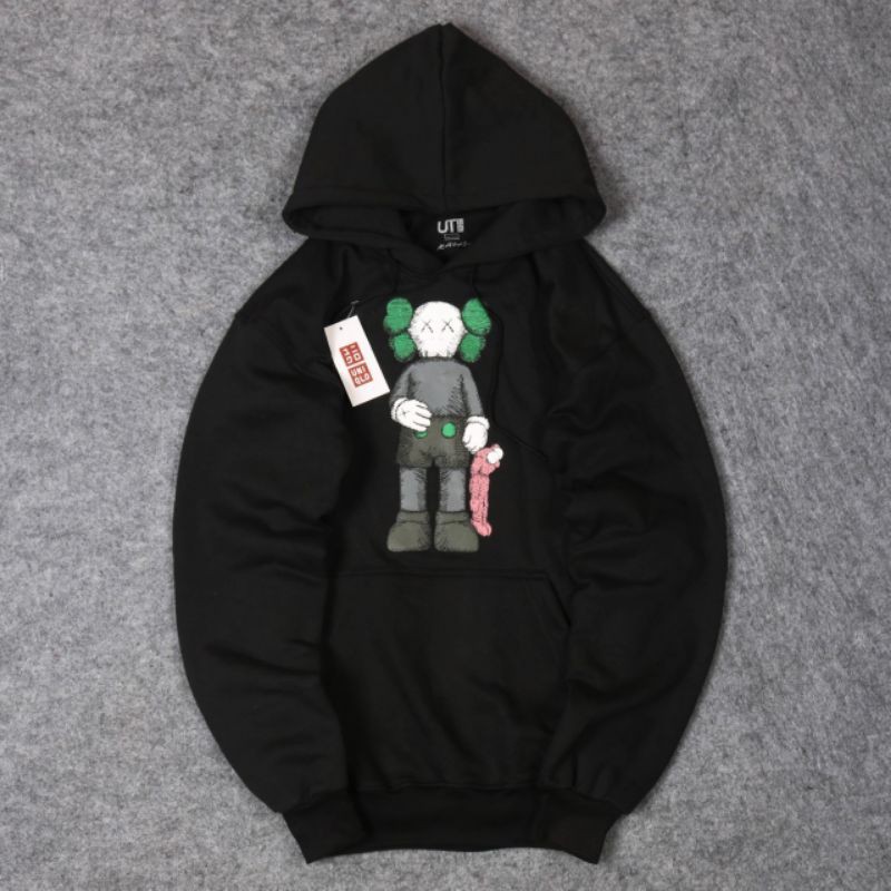 kaws hoodie uniqlo