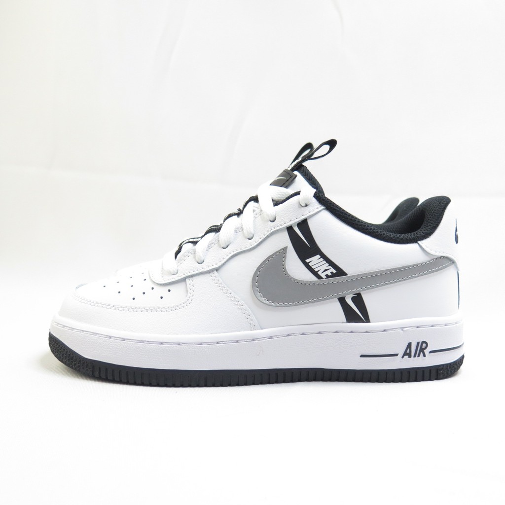 nike air force 1lv8 white